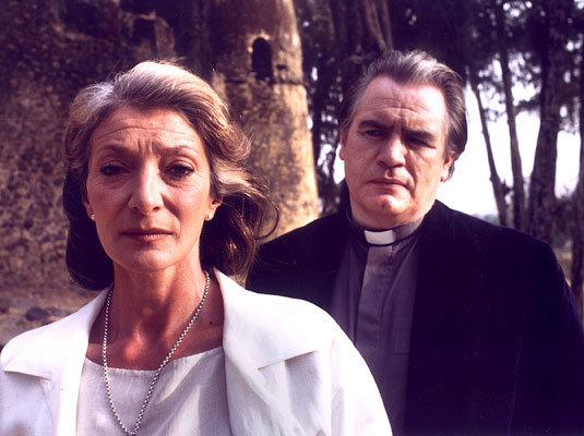 Lapotaire & Cox